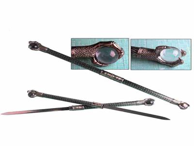 29 3/4″ Double blade dagger with  crystal balls claw